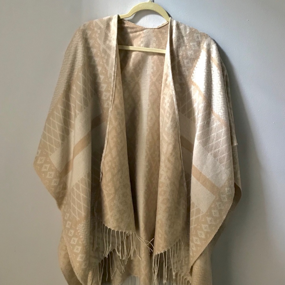 LAST CALL DONATING 11/1 Gentle Fawn Poncho/Wrap
